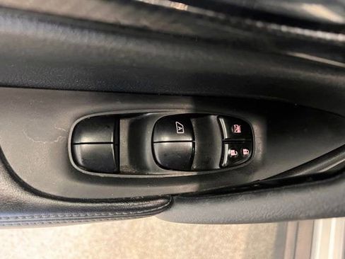 Used 2020 Nissan Rogue SL FWD image 14