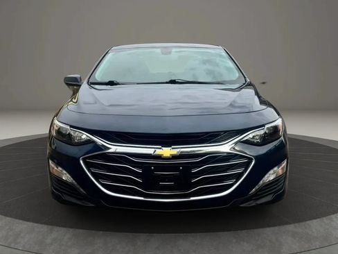 Used 2022 Chevrolet Malibu LT FWD image 3