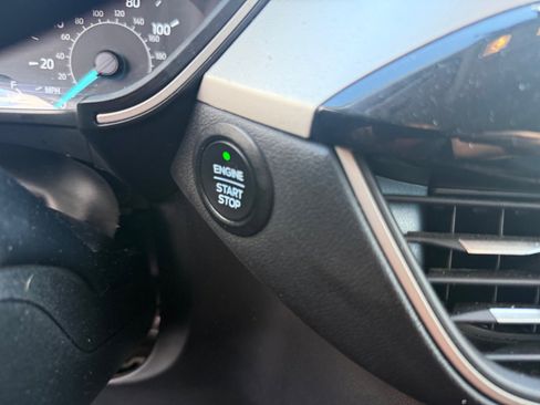 Used 2022 Ford Escape SE w/ Convenience Package image 21