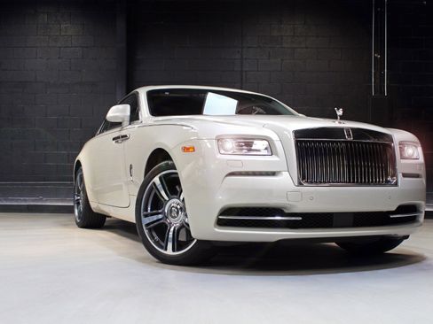 Used 2014 Rolls-Royce Wraith RWD image 10