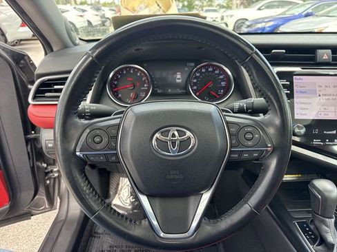Used 2019 Toyota Camry XSE image 14