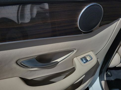 Used 2022 Mercedes-Benz GLC 300 image 12