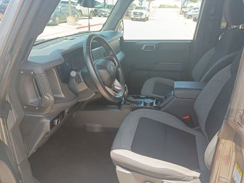 Used 2025 Ford Bronco Big Bend AWD/4WD image 4