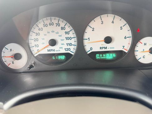 Used 2005 Dodge Caravan SXT FWD image 18
