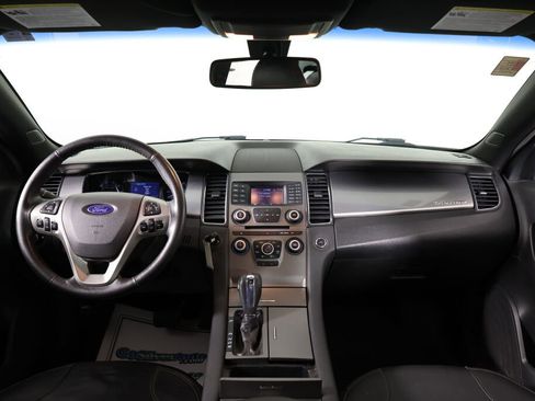 Used 2015 Ford Taurus SEL image 27