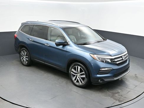 Used 2018 Honda Pilot Touring image 39