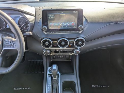 Used 2024 Nissan Sentra SV image 17