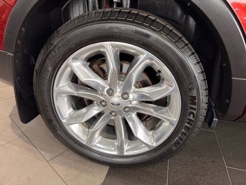 Used 2014 Ford Explorer XLT w/ Equipment Group 202A image 41