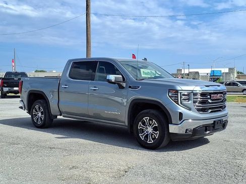 Used 2025 GMC Sierra 1500 SLT AWD/4WD image 23
