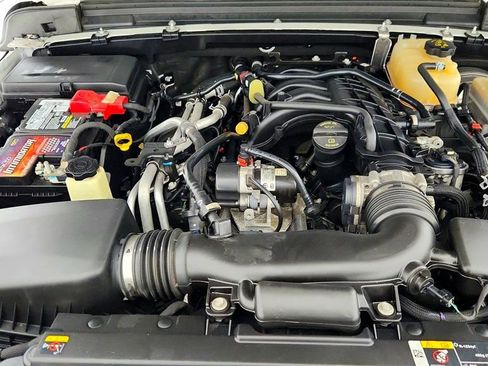 Used 2022 Jeep Wrangler Unlimited Sahara image 27