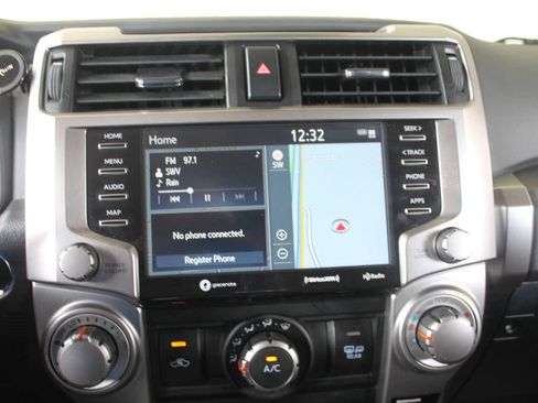 Used 2021 Toyota 4Runner Trail Special Edition AWD/4WD image 10