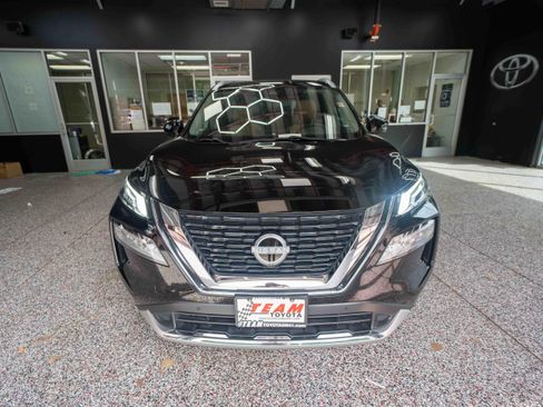 Used 2023 Nissan Rogue Platinum w/ Platinum Premium Package AWD/4WD image 6