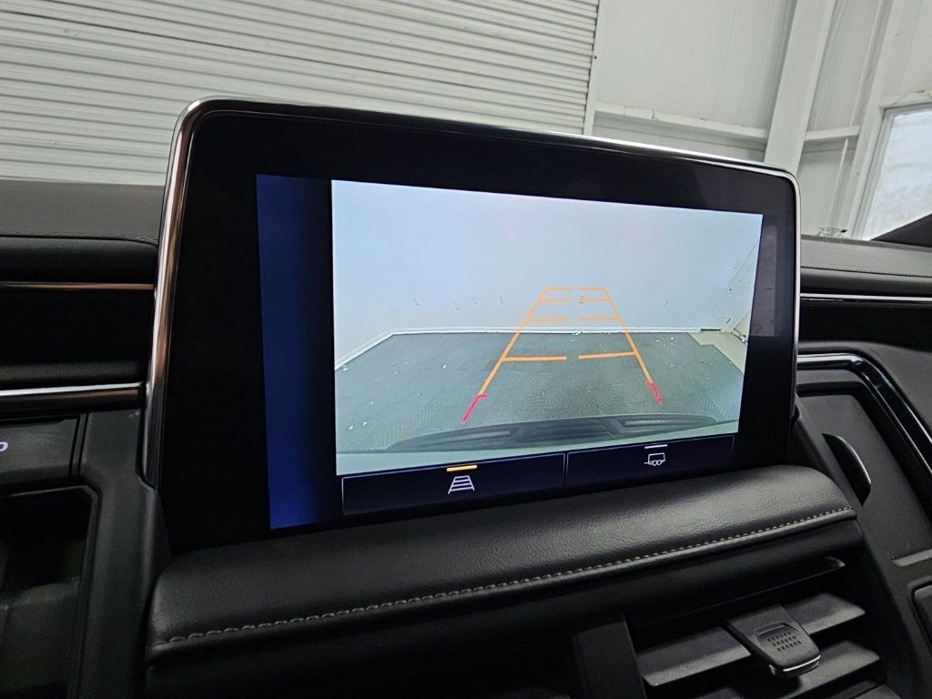 Used 2023 Chevrolet Tahoe LT AWD/4WD image 19