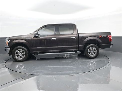 Used 2018 Ford F150 XLT w/ Equipment Group 301A Mid image 5
