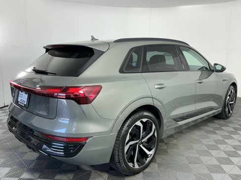 Used 2024 Audi Q8 e-tron Premium Plus w/ Premium Plus Package AWD/4WD image 5