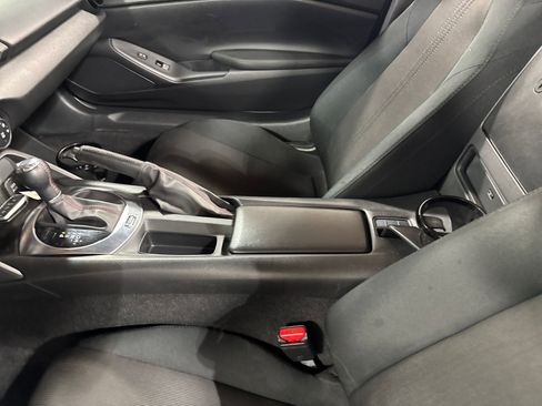 Used 2017 MAZDA MX-5 Miata Sport image 22