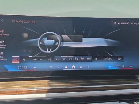 Used 2024 BMW X7 xDrive40i AWD/4WD image 30