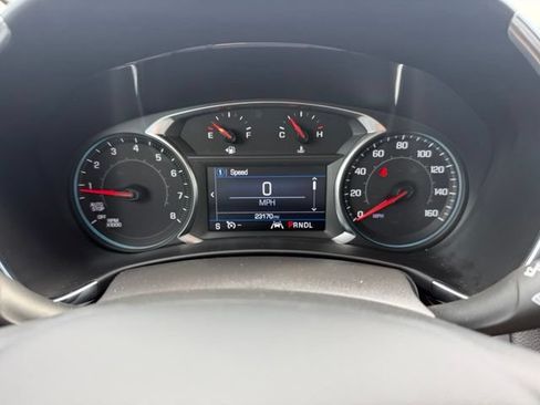 Used 2024 Chevrolet Equinox LT FWD image 27