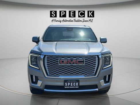 Used 2023 GMC Yukon XL Denali w/ Max Trailering Package AWD/4WD image 8