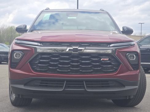 Used 2024 Chevrolet TrailBlazer RS w/ Convenience Package FWD image 10