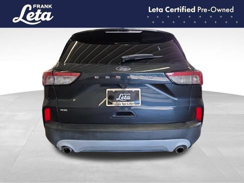 Used 2022 Ford Escape SE w/ Convenience Package FWD image 5