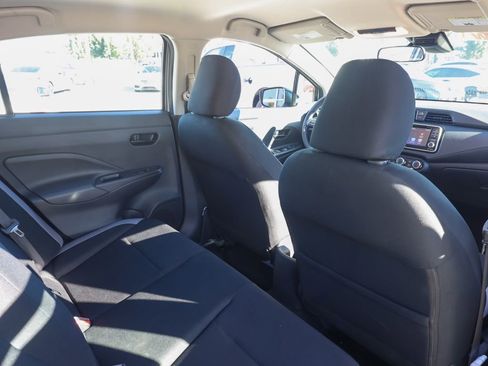 Used 2025 Nissan Versa S w/ Trunk Package image 19