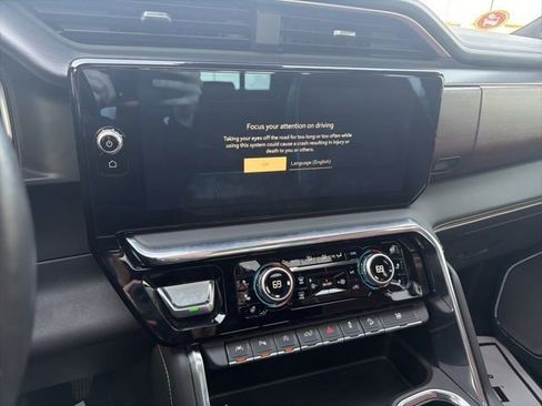 Used 2024 GMC Sierra 1500 Denali Ultimate image 33