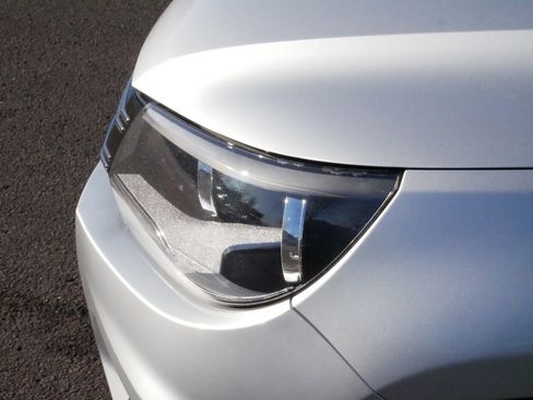 Used 2013 Volkswagen Tiguan SE image 15