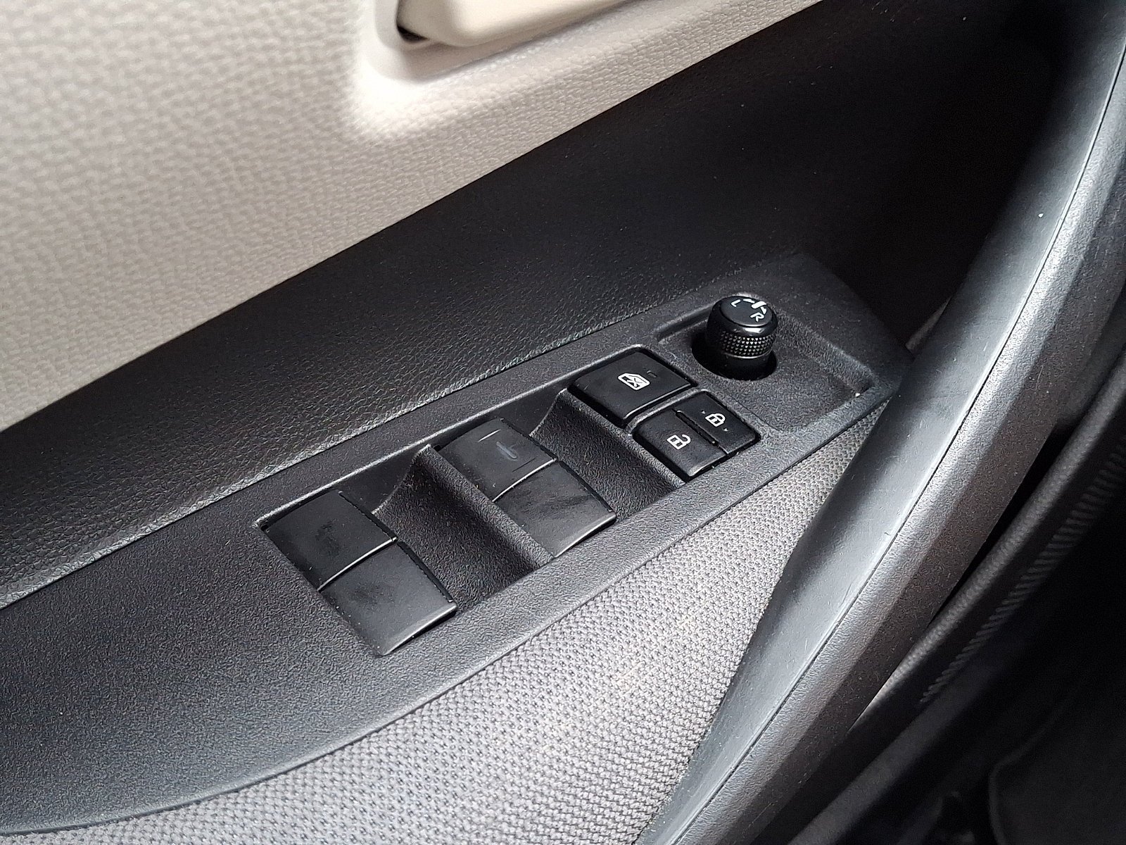 Certified 2024 Toyota Corolla LE FWD image 25