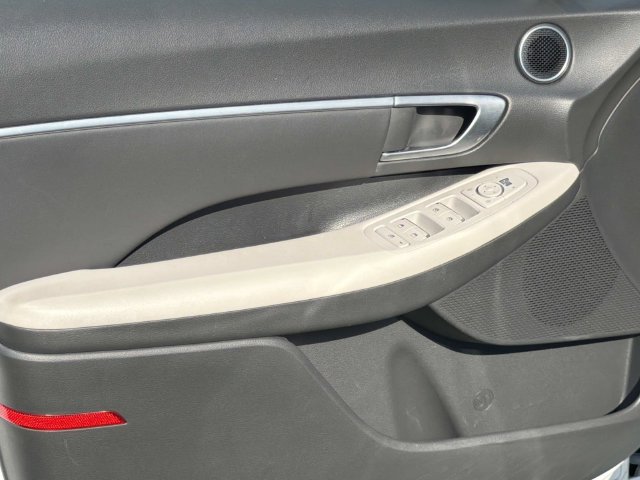Used 2025 Hyundai Sonata SEL FWD image 18