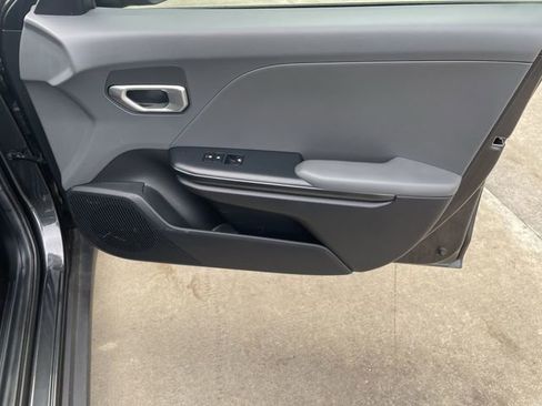 Used 2025 Kia K4 FWD image 39