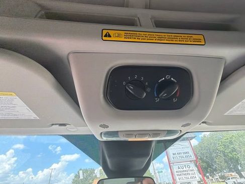 Used 2015 Ford Transit 350 XLT RWD image 18