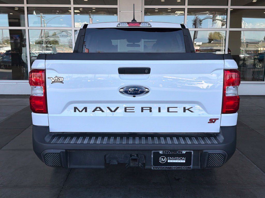 Used 2024 Ford Maverick XLT FWD image 12
