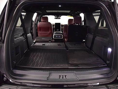 Used 2024 Ford Expedition Max Limited image 34