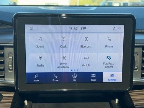 Used 2021 Ford Explorer Limited w/ Equipment Group 301A image 21