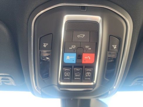 New 2026 Jeep Grand Wagoneer Limited image 11