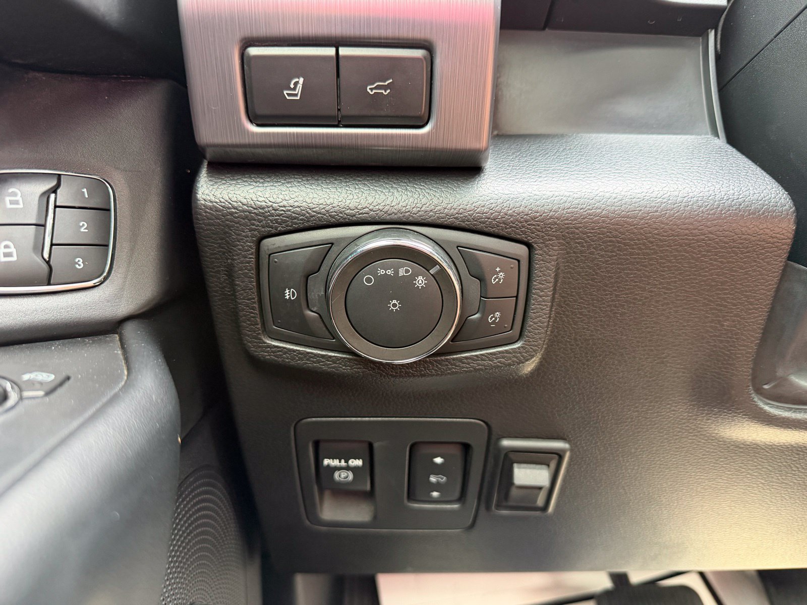 Used 2020 Ford Expedition Platinum AWD/4WD image 22