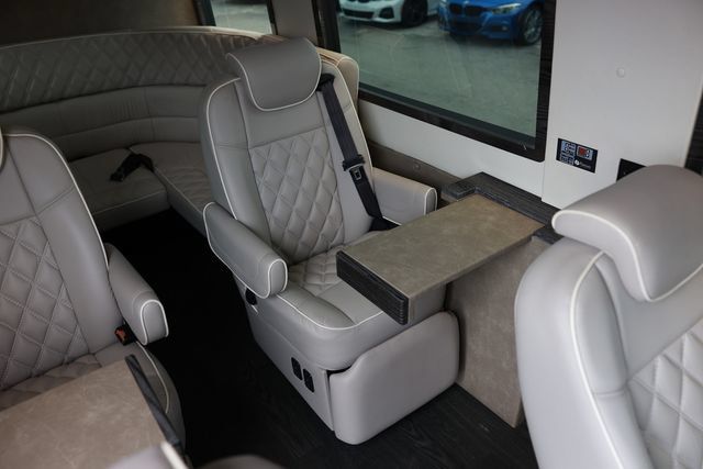 Used 2020 Mercedes-Benz Sprinter 2500 image 28