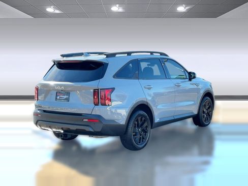 Used 2022 Kia Sorento S w/ Panoramic Sunroof Package image 9