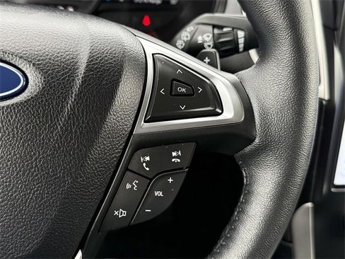 Certified 2024 Ford Edge SEL w/ Convenience Package image 18