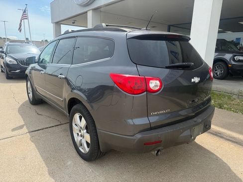 Used 2009 Chevrolet Traverse LTZ AWD/4WD image 8