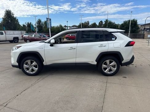 Used 2021 Toyota RAV4 Limited AWD/4WD image 8