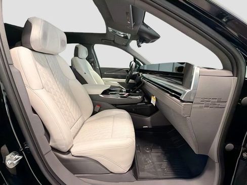 New 2026 Cadillac Escalade IQ Sport 1 w/ LPO, ONYX Package AWD/4WD image 26
