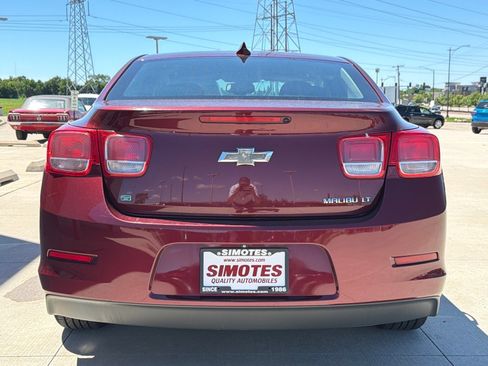 Used 2016 Chevrolet Malibu LT w/ Power Convenience Package FWD image 6