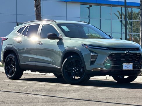 New 2026 Chevrolet Trax ACTIV w/ Driver Confidence Package image 2