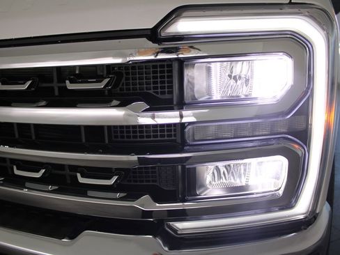 New 2026 Ford F250 Lariat w/ Chrome Package image 59