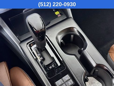 Used 2026 Subaru Outback Touring AWD/4WD image 21