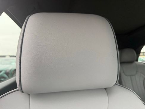 Used 2024 Audi Q5 2.0T Premium w/ Summer of Audi Package image 33