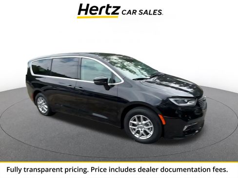 Used 2024 Chrysler Pacifica Touring-L FWD image 1