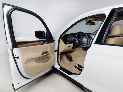 Used 2013 BMW X3 xDrive28i image 25